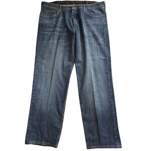 Wrangler Jeans Men 38x32 Blue Relaxed Fit Stretch Denim Jeans Straight Leg Work